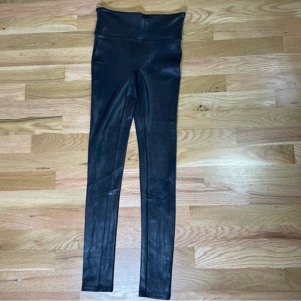 Spanx by Sara Blakely Womens Faux Leather Leggings, Black Size XS Shiny Sleek